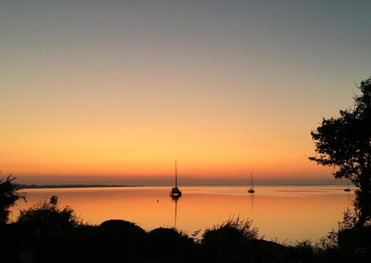 Hotel Pa Torvet Ærøskøbing Екстериор снимка