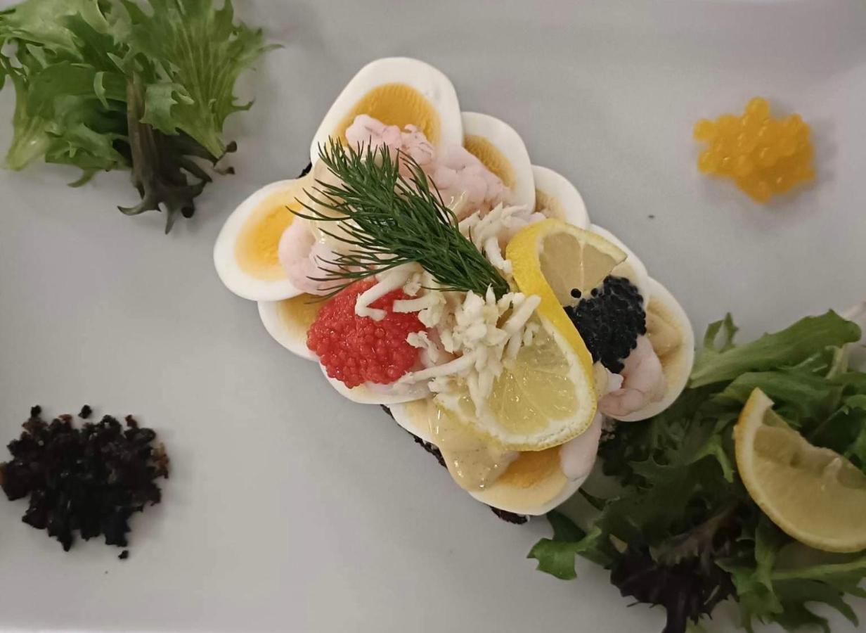 Hotel Pa Torvet Ærøskøbing Екстериор снимка